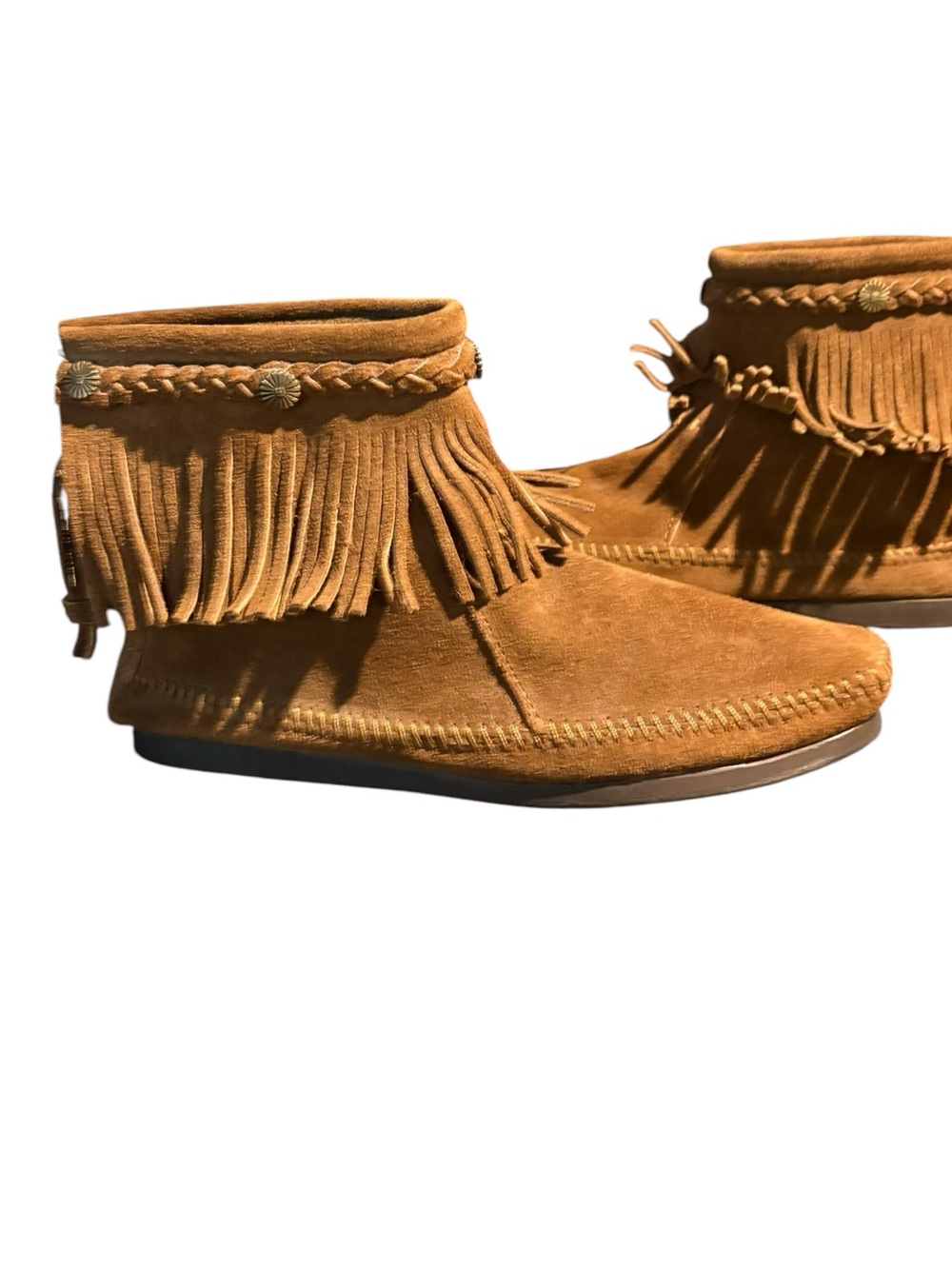 Minnetonka Fringed Suede Ankle Boots 9